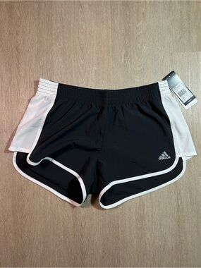 NWT Adidas Women's Medium Black / White Summer Chic Athletic Running Shorts